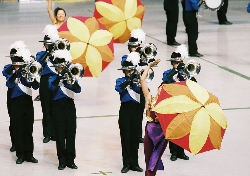 神奈川県立湘南台高等学校吹奏楽部 White Shooting Stars Drum Corps Fun マーチング ドラムコー総合情報サイト